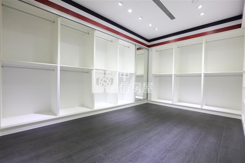 【安家】巴黎春天一樓挑高裝潢四房車房屋室內格局與周邊環境