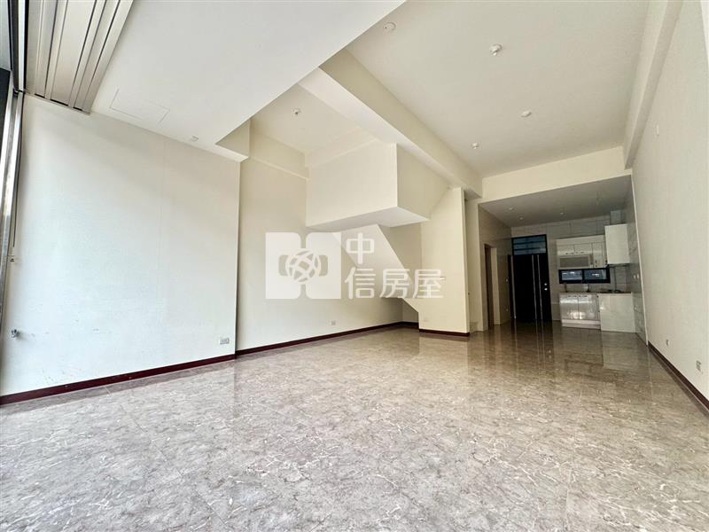 潭子弘文中學最便宜全新雙車電梯別墅房屋室內格局與周邊環境