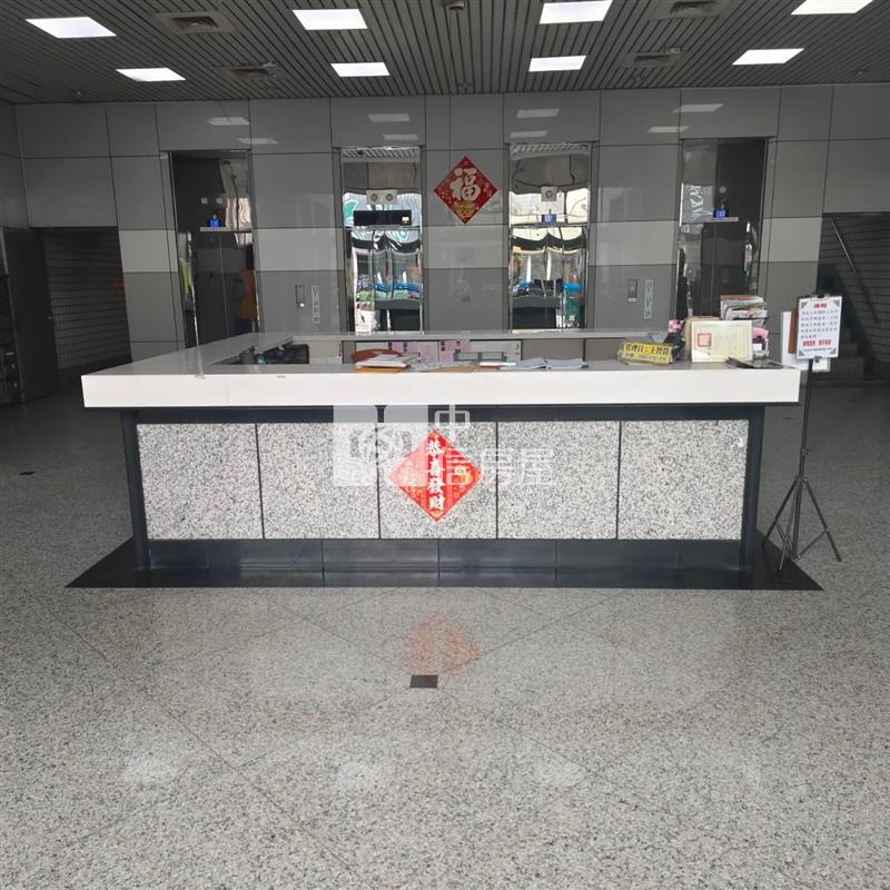 永康區中華大樓辦公室附雙車位房屋室內格局與周邊環境