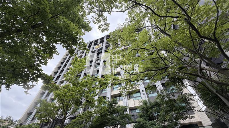 【安家】專任-青埔高鐵約700米公園豪宅3改2房屋室內格局與周邊環境