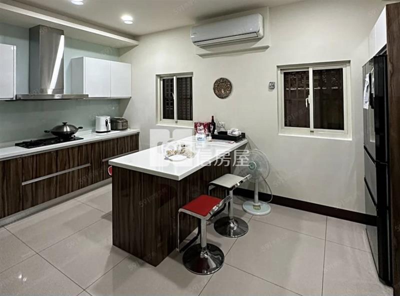 【奔馳】G9綠線捷運站旁電梯透店房屋室內格局與周邊環境