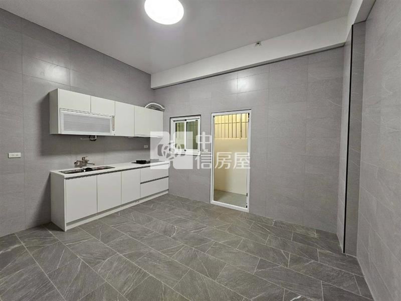 德興路全新整理優質別墅房屋室內格局與周邊環境