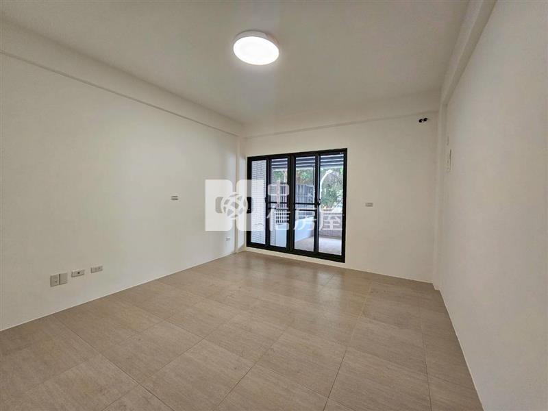 南區面公園朝南孝親美車墅房屋室內格局與周邊環境