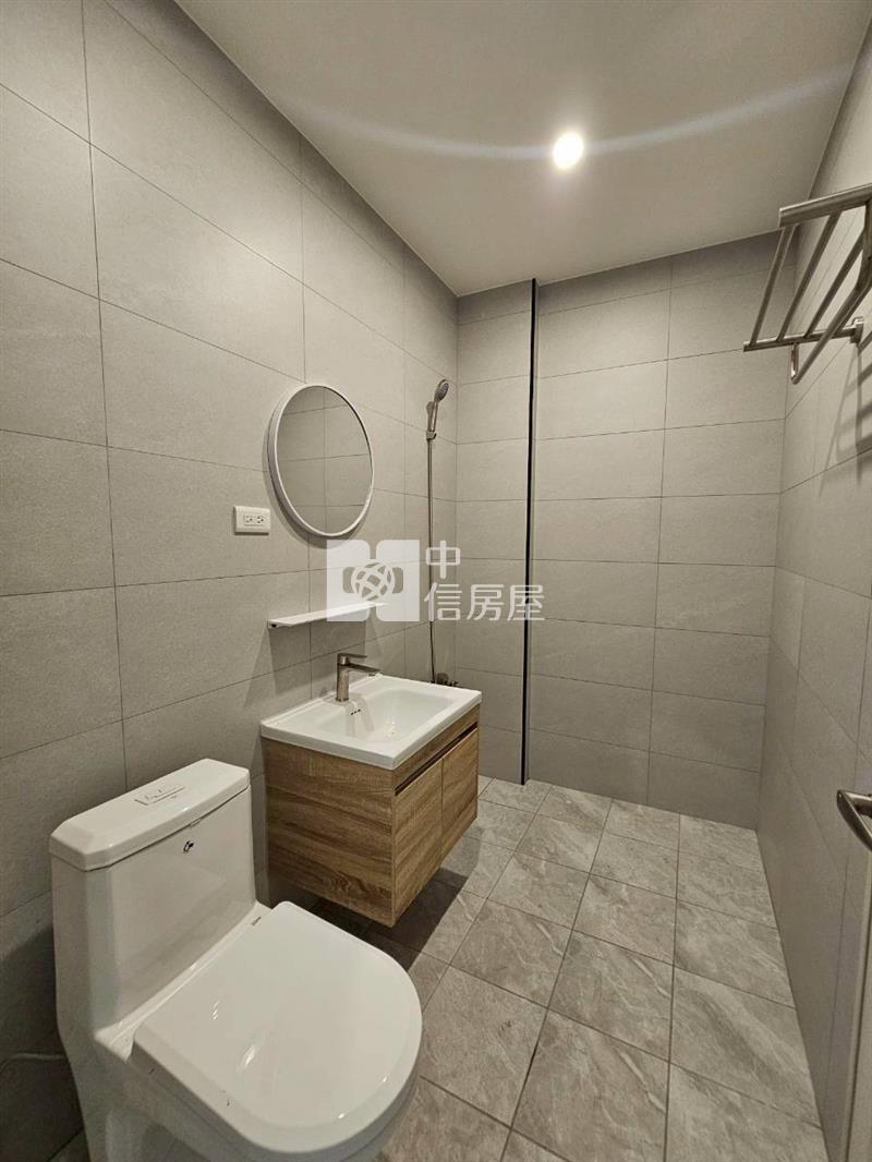 南區面公園朝南孝親美車墅房屋室內格局與周邊環境