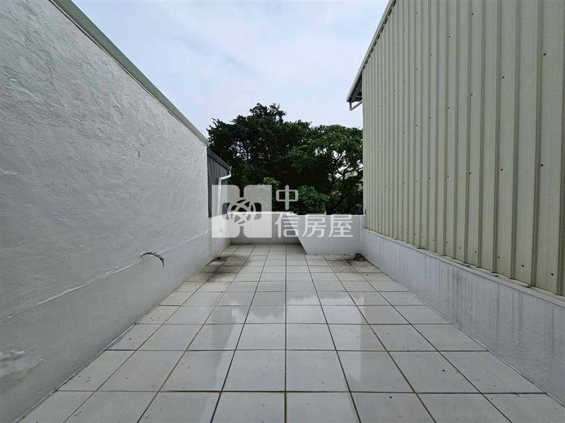 南區面公園朝南孝親美車墅房屋室內格局與周邊環境