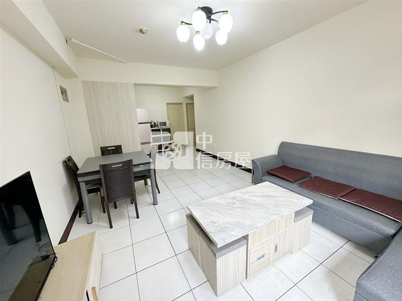 中壢家樂福旁漂亮兩房+車位輪抽(中信卓越團隊)房屋室內格局與周邊環境