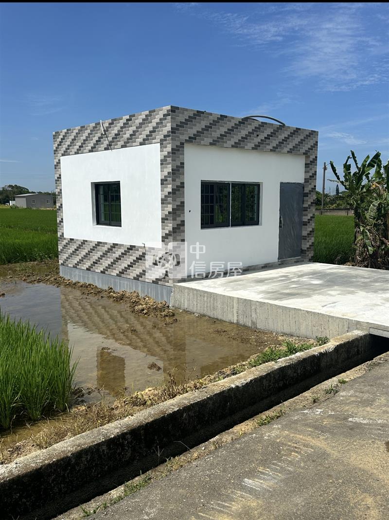 新屋全新合法漂亮資材室美農地房屋室內格局與周邊環境