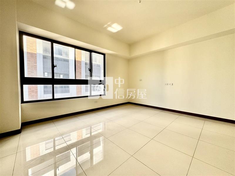 近中壢市區新建美別墅(2年屋)房屋室內格局與周邊環境