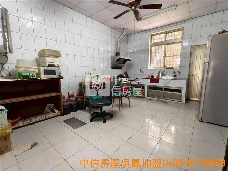 吳鳳科大俗透天房屋室內格局與周邊環境