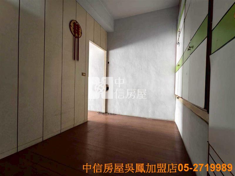 吳鳳科大俗透天房屋室內格局與周邊環境