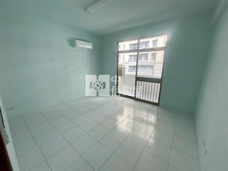 安平五期市政府包租公透天店住房屋室內格局與周邊環境