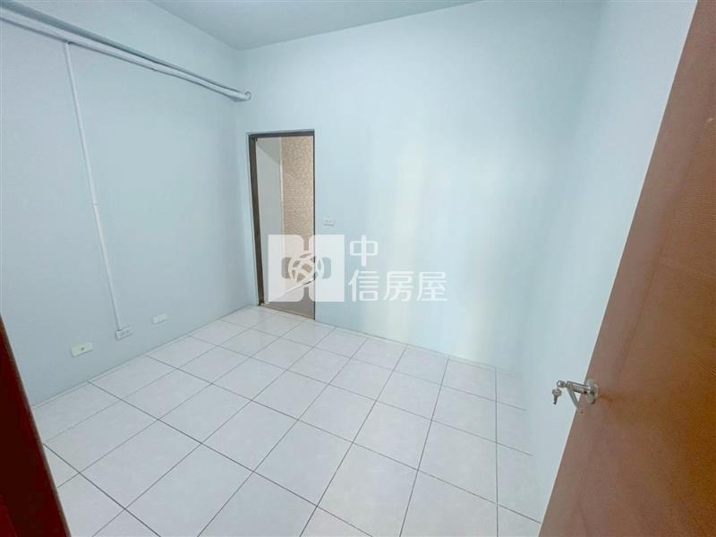 安平五期市政府包租公透天店住房屋室內格局與周邊環境