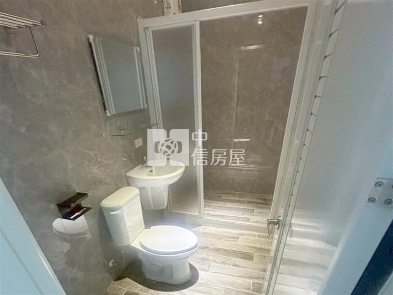 安平五期市政府包租公透天店住房屋室內格局與周邊環境