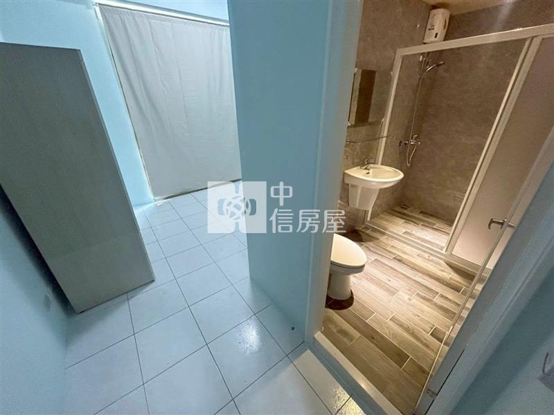 安平五期市政府包租公透天店住房屋室內格局與周邊環境