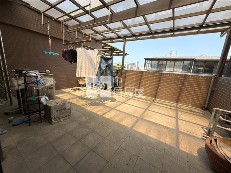 專任★近青埔面寬5.7米雙車位美別墅房屋室內格局與周邊環境