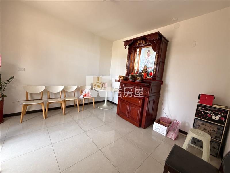 專任★近青埔面寬5.7米雙車位美別墅房屋室內格局與周邊環境