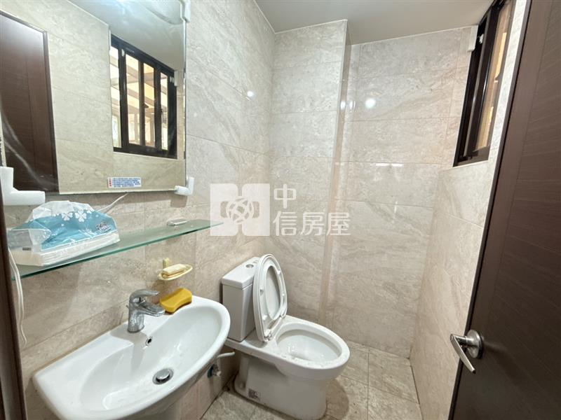 專任★近青埔面寬5.7米雙車位美別墅房屋室內格局與周邊環境