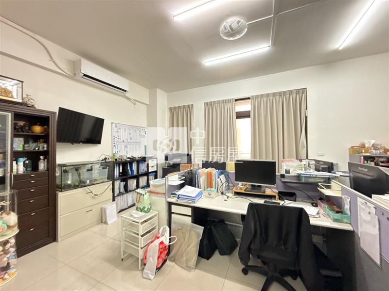 專任★近青埔面寬5.7米雙車位美別墅房屋室內格局與周邊環境