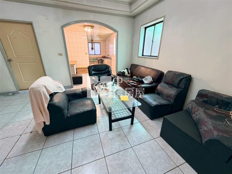 ●七堵東新街火車站旁5房房屋室內格局與周邊環境