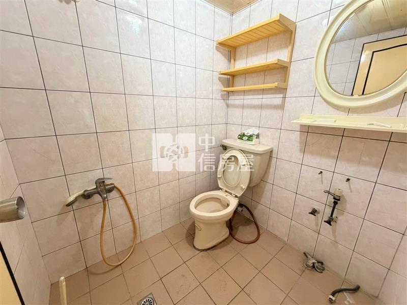 ●七堵東新街火車站旁5房房屋室內格局與周邊環境