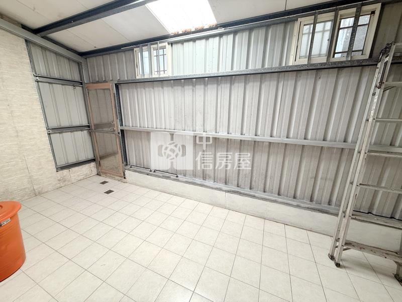 中壢區崁頂路面寬3房透天房屋室內格局與周邊環境