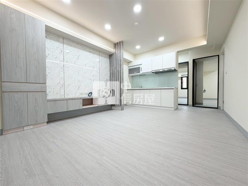 北平商圈低總價整理三房車位房屋室內格局與周邊環境