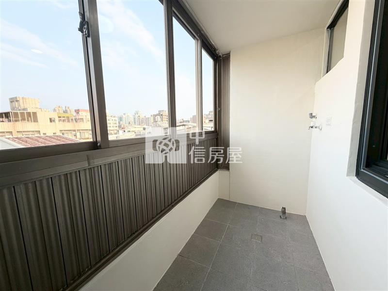 北平商圈低總價整理三房車位房屋室內格局與周邊環境