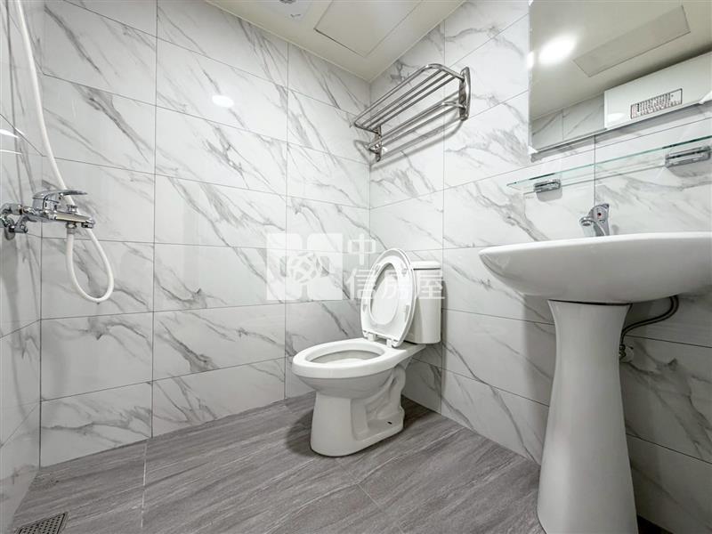 北平商圈低總價整理三房車位房屋室內格局與周邊環境