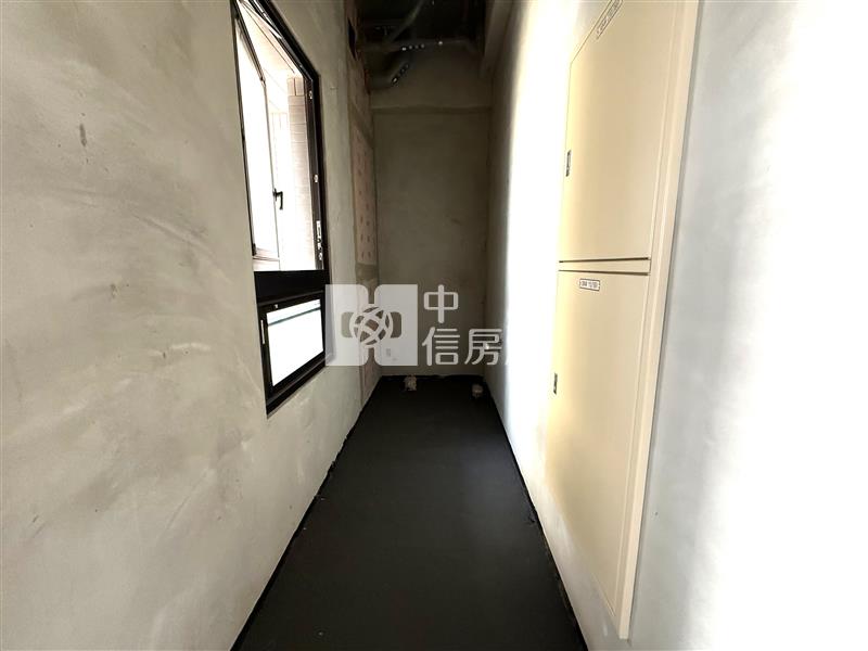 由鉅大謙丙棟毛胚六平車房屋室內格局與周邊環境