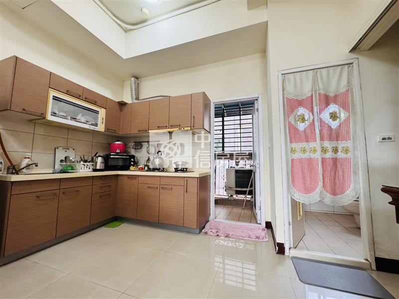 楊梅幼獅交流道 埔心邊間花園別墅房屋室內格局與周邊環境