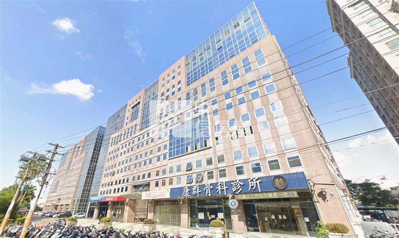 龜山光速２１乙工廠辦附車位，近南崁交流道房屋室內格局與周邊環境