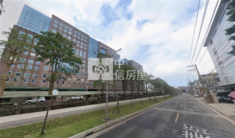 龜山光速２１乙工廠辦附車位，近南崁交流道房屋室內格局與周邊環境
