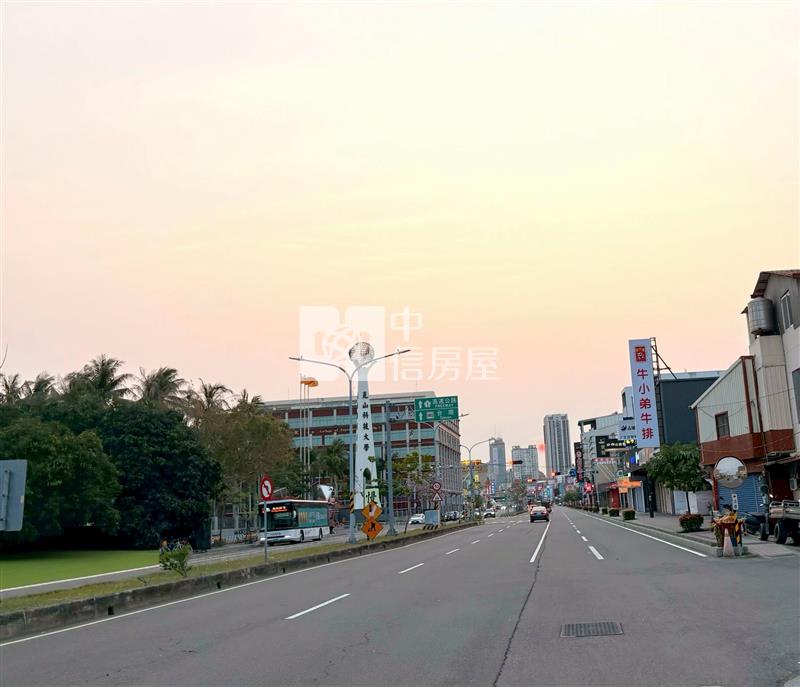 近大灣交流道22.6坪建地房屋室內格局與周邊環境