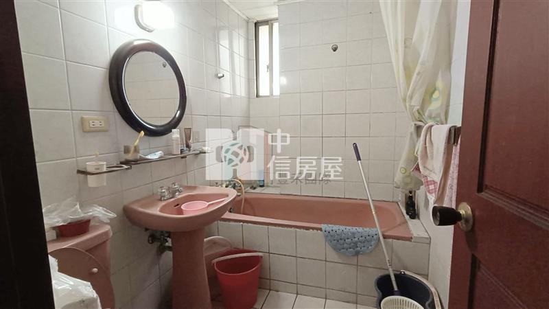 【豐禾】海華商圈大坪數景觀四房車房屋室內格局與周邊環境