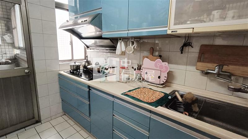 【豐禾】海華商圈大坪數景觀四房車房屋室內格局與周邊環境