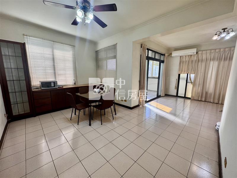 楊梅瑞塘國小 邊間大透天房屋室內格局與周邊環境