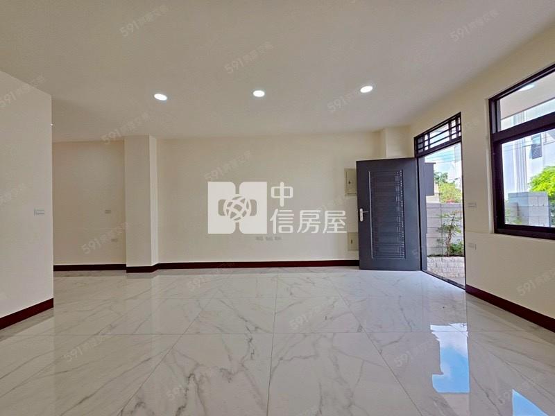 潭子全新鋼骨庭院透天房屋室內格局與周邊環境