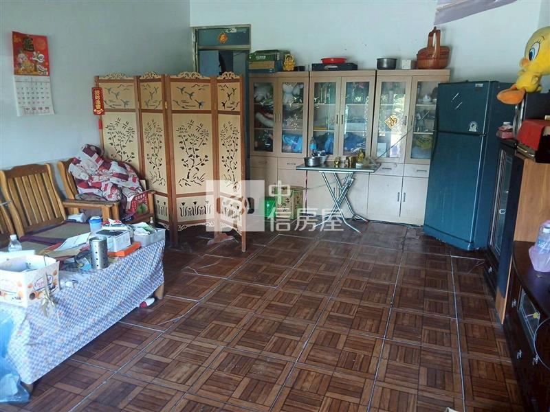 旗山大地坪低總價大面寬超值透天房屋室內格局與周邊環境