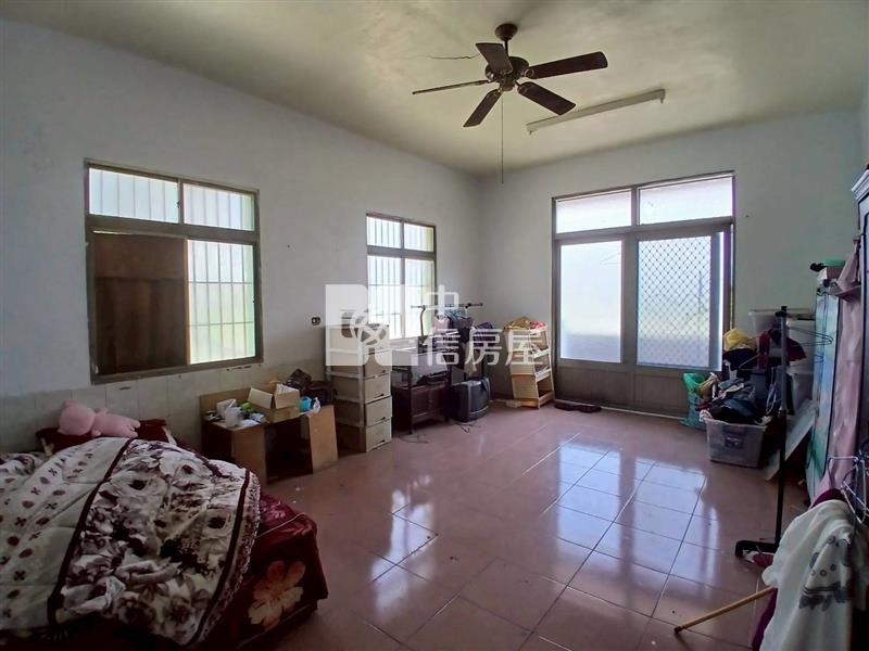 旗山大地坪低總價大面寬超值透天房屋室內格局與周邊環境