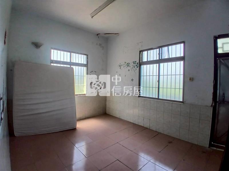 旗山大地坪低總價大面寬超值透天房屋室內格局與周邊環境