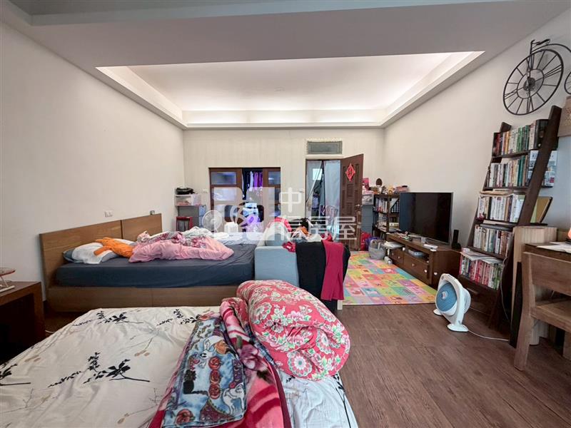 (專委)藝文特區南平運動中心正對面透天店面房屋室內格局與周邊環境