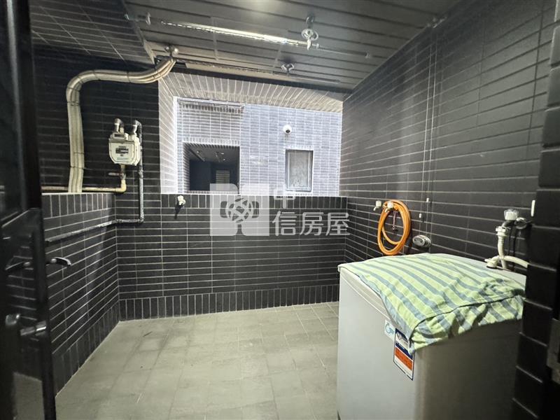 青埔A18聯上世界2房車房屋室內格局與周邊環境