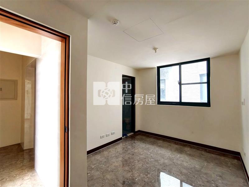 弘文全新未住電梯別墅首推房屋室內格局與周邊環境