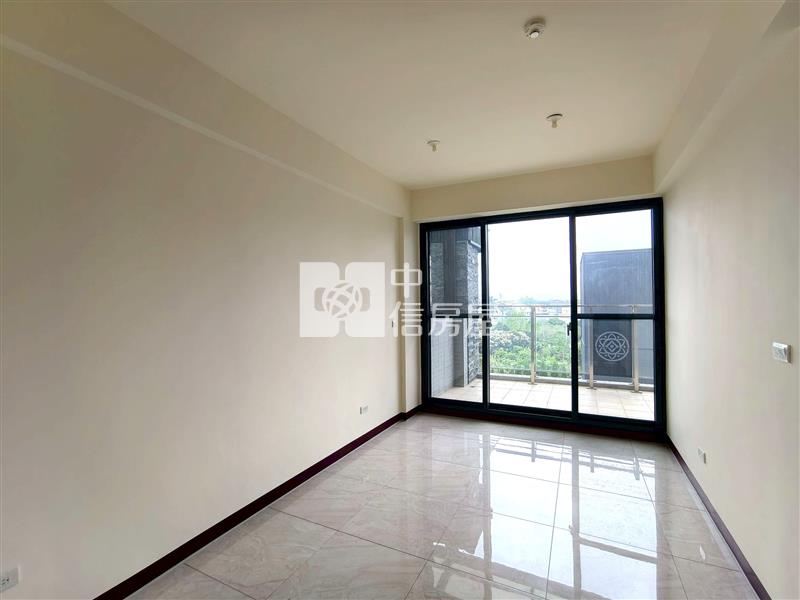 弘文全新未住電梯別墅首推房屋室內格局與周邊環境