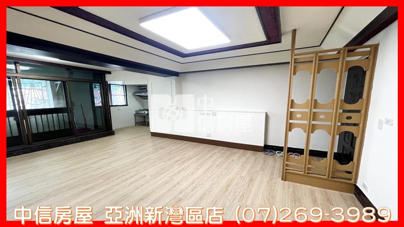 鹽埕埔商圈捷運站電梯2房房屋室內格局與周邊環境