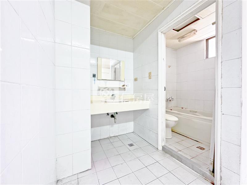 頭家學區開心3房雙車房屋室內格局與周邊環境