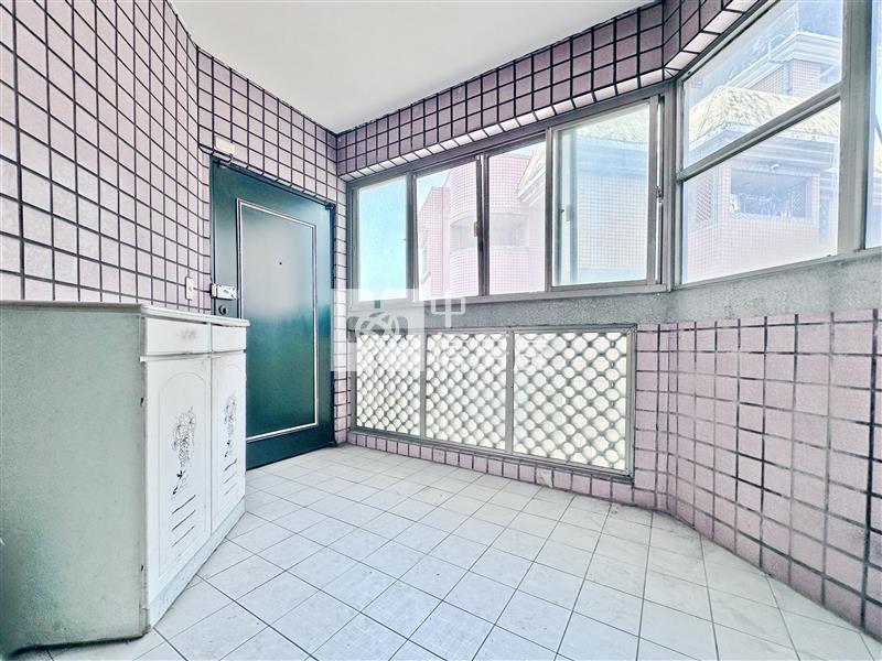 頭家學區開心3房雙車房屋室內格局與周邊環境