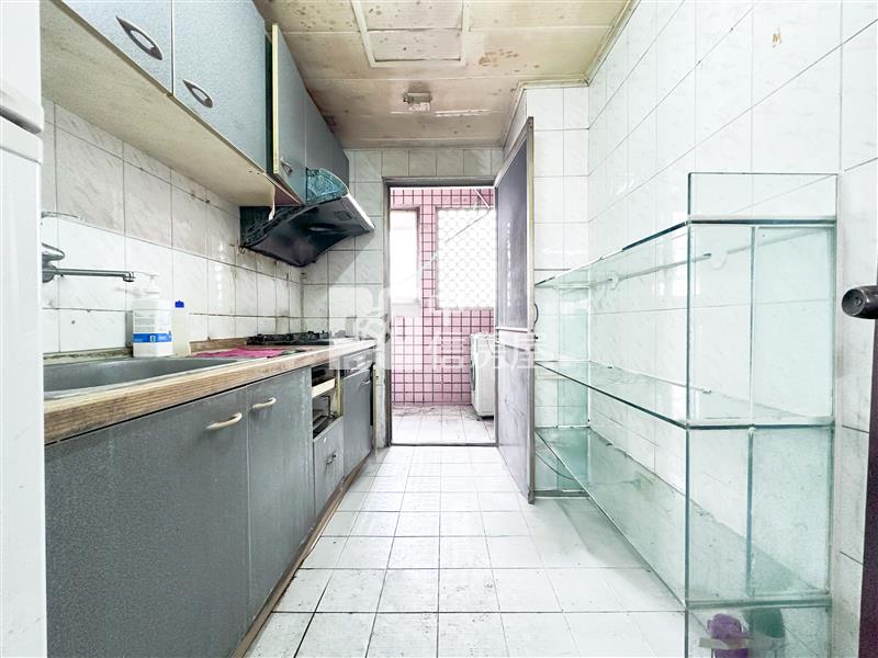 頭家學區開心3房雙車房屋室內格局與周邊環境