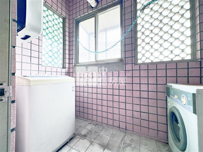 頭家學區開心3房雙車房屋室內格局與周邊環境