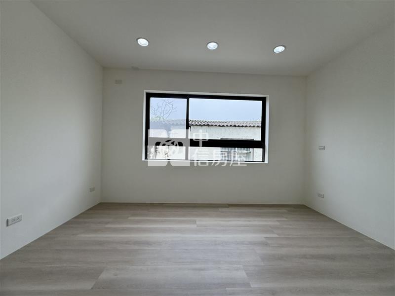 【安家】南勢重劃區前院停車透天房屋室內格局與周邊環境